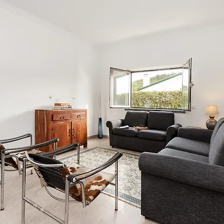 Bed and breakfast Beachouse - Surf, 4*