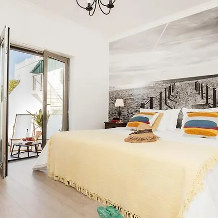 Beachouse - Surf, Bed and breakfast 4*