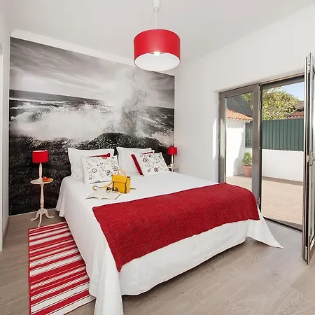 Beachouse - Surf, Bed and breakfast 4*
