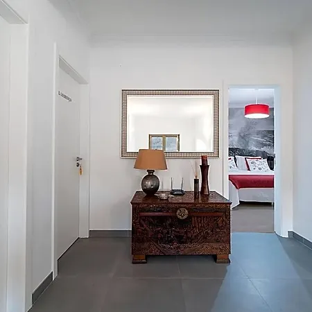Beachouse - Surf, Bed & Breakfast 4*