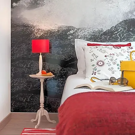 Beachouse - Surf, Bed & Breakfast 4*
