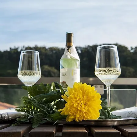 Beachouse - Surf, Bed and breakfast Ericeira