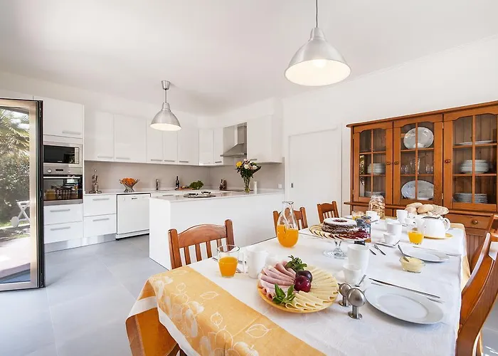 Beachouse - Surf, Couette-café