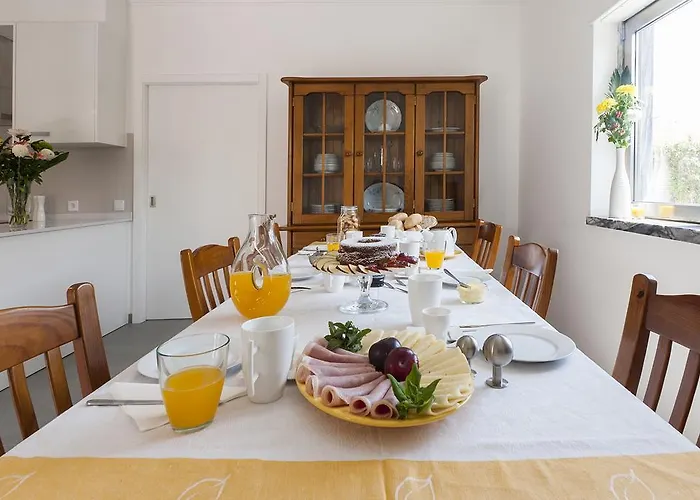 Couette-café Beachouse - Surf, Ericeira